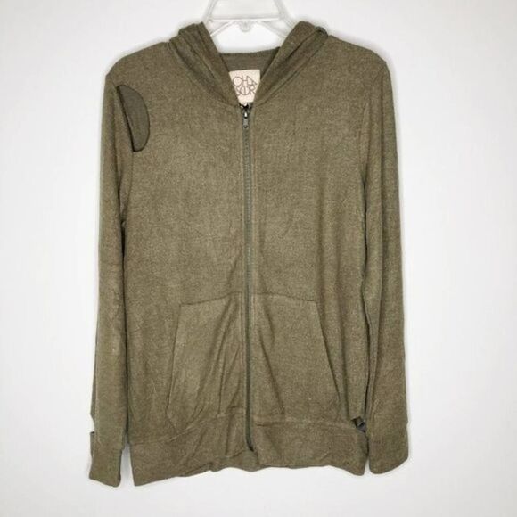 CHASER    - Picture 1 of 8